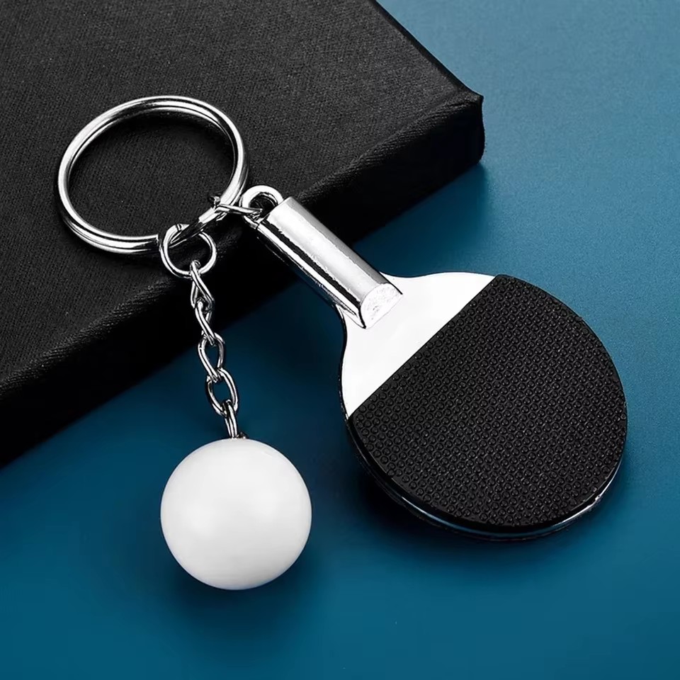 クリエイティブで可愛いミニ卓球ラケットキーホルダー、パドルピ - Table Tennis Keychain のレビューと価格