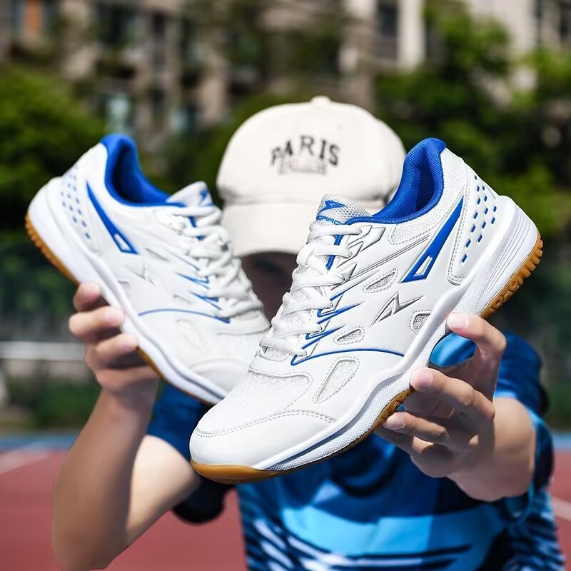 定番ブランドの卓球シューズ、メッシュ素材で通気性のある屋内コ - Table Tennis Court のレビューと価格